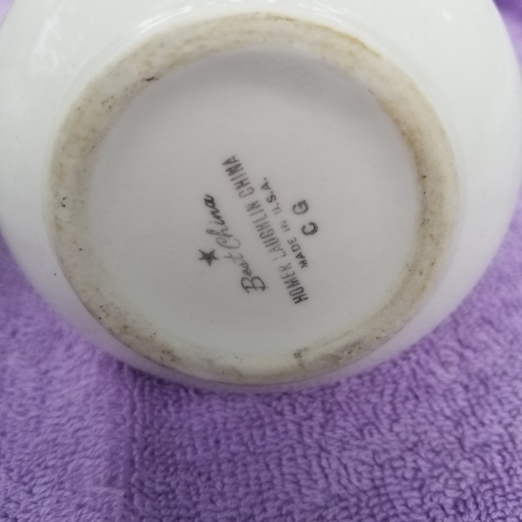 Vintage Homer Laughlin Creamers - Picture 2 of 3